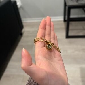 Elegant Gold Chain Bracelet